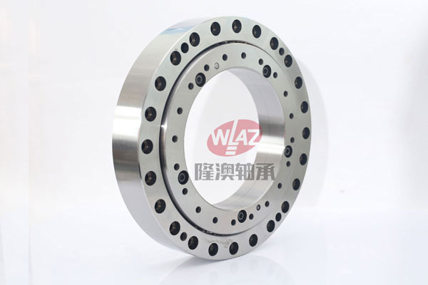 關(guān)節(jié)軸承如何判斷是否需要更換？瓦房店關(guān)節(jié)軸承廠(chǎng)家為您詳述